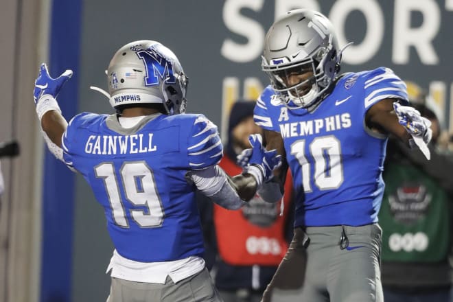 Damonte Coxie, Kenneth Gainwell, Memphis football