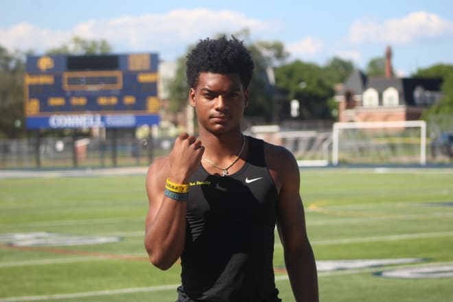 Four-star defensive back Will Johnson holds a Michigan Wolverines football recruiting offer from Jim Harbaugh.