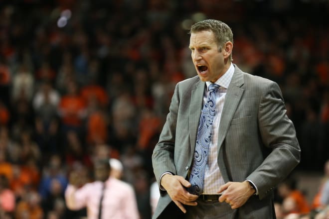 BamaInsider - Alabama basketball coach Nate Oats announces ...