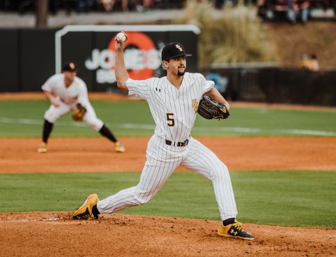 Biggoldnation Golden Eagle Baseball Peaking At The Right Time