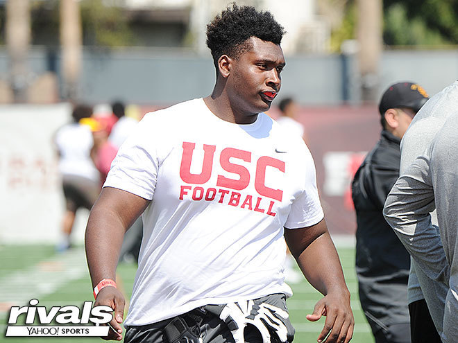 USC is in contact with offensive guards Casey Roddick and Quazzel White (pictured).