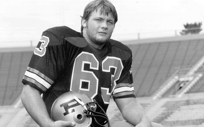 Pete Quinn, who played at Purdue from 1977-80, is being inducted into the Indiana Football Hall of Fame.