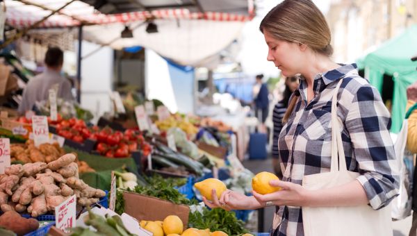 market, farmers market, produce, shopping, groceries, veggies, fruits