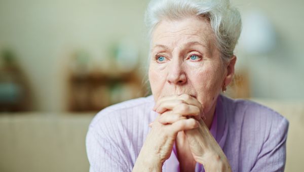 worried woman, thinking, contemplation, elderly woman