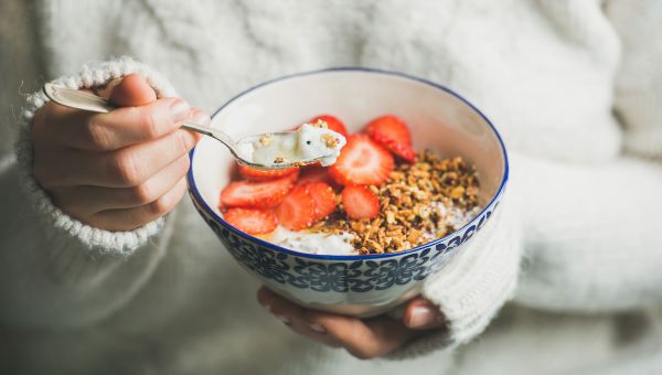 bowl, spoon, breakfast, strawberries, cereal
