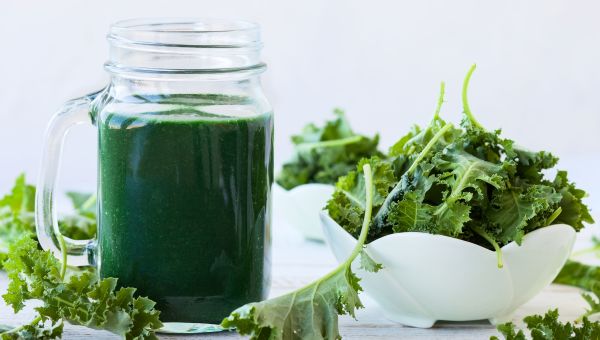Kale-spinach smoothie