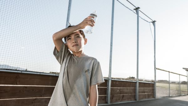 sniffles, cold, flu, kid, virus, nose, sneeze