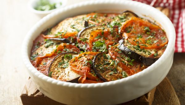 quiche, frittata, eggs, salad