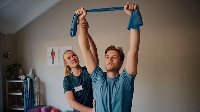 Supportive therapies, such as working with a physical therapist, can help improve a person’s quality of life while living with CIDP.
