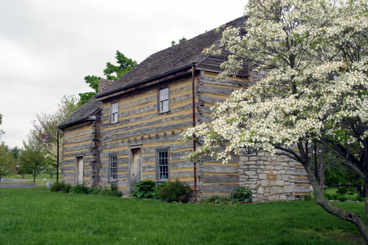 Elizabethtown Ky Hotels Things To Do Restaurants Events