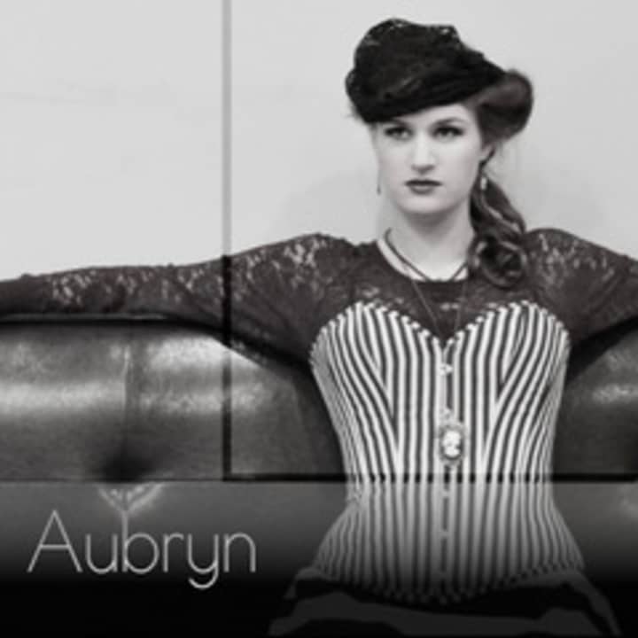 Artist Series - Aubryn