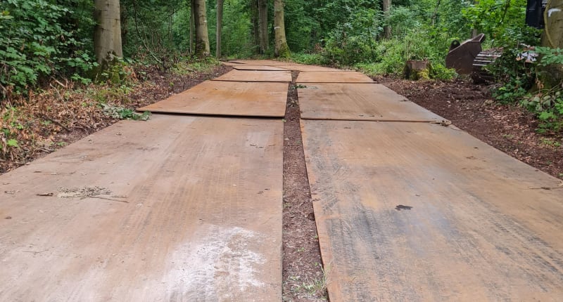 Stahl Platten Straße