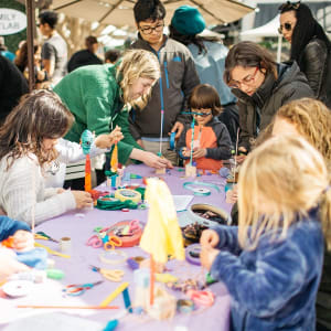 Family ArtLAB: Geometric Abstractions