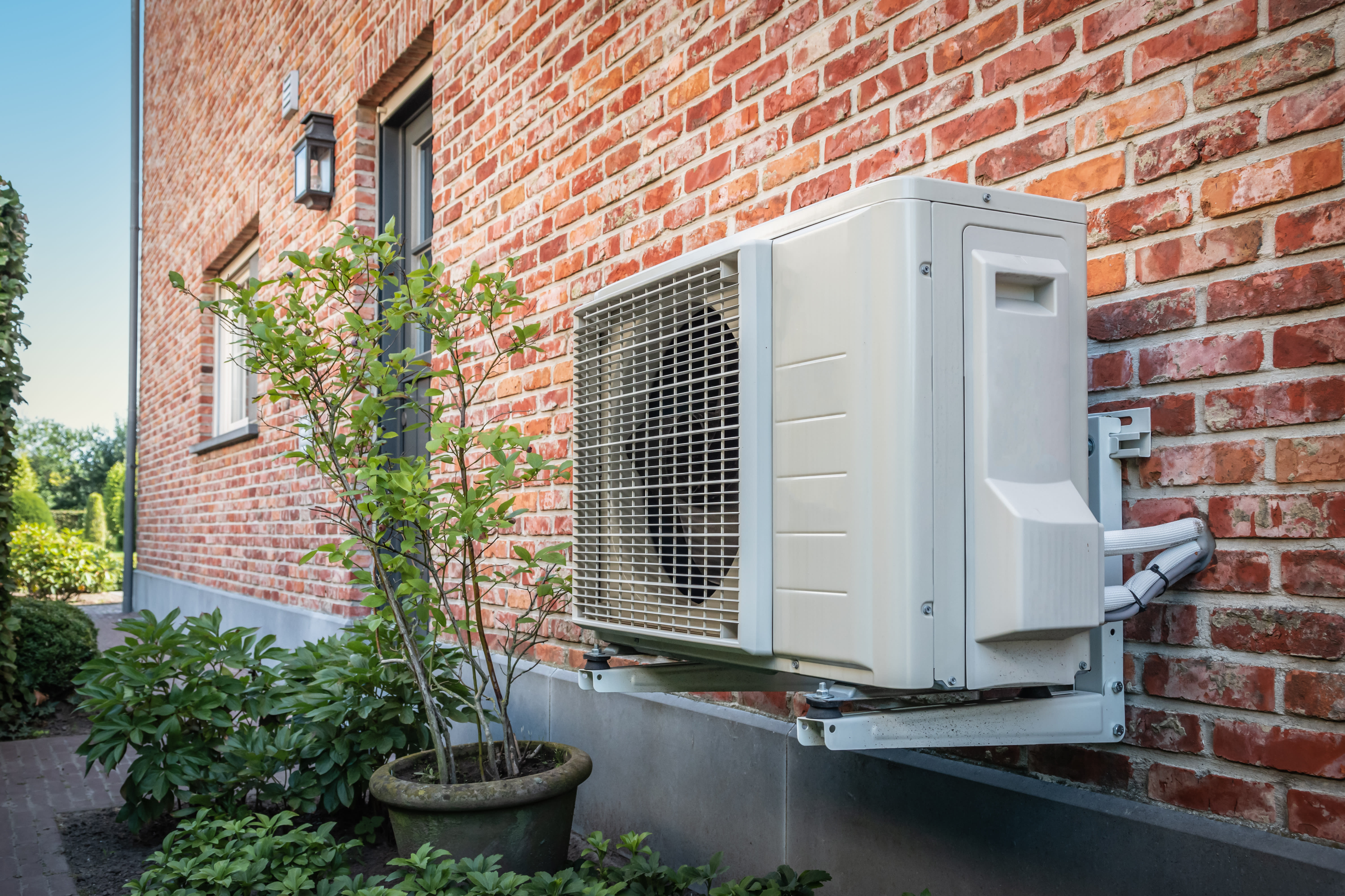 All Your Questions About Refrigerants in Heat Pumps Answered - Wildgrid Home