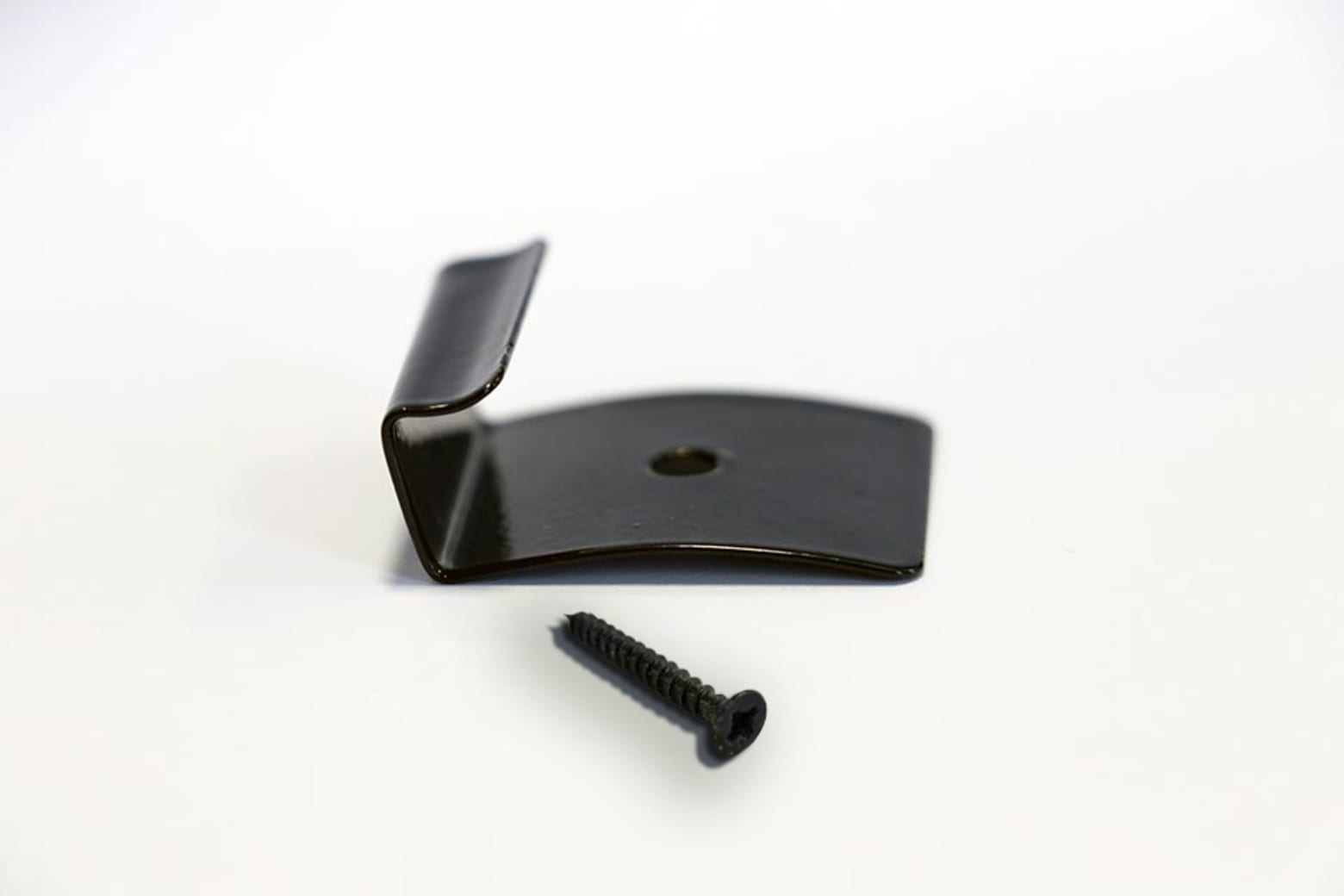 L Shape End Clips for 23mm Composite Decking Boards