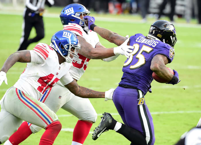 NFL Week 16 grades from around the league - NewsOpener Giants limping into strange showdown