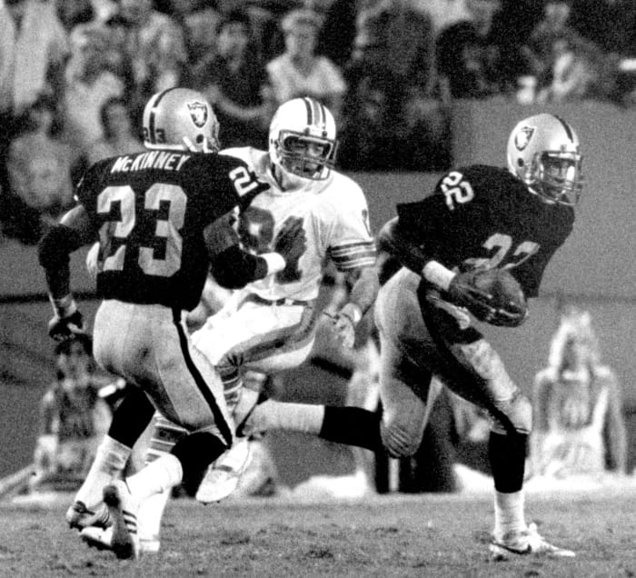 The 50 Greatest Defensive Nfl Players Of All Time Yardbarker